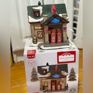 Vintage Holiday Time Illuminated Gas Station Decor with Red and Green Accents